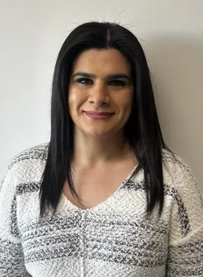 Elizabeth  Hernandez Photo