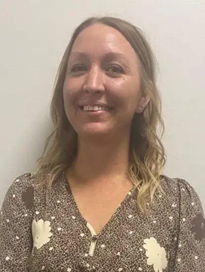 Nicole  Oliver Photo