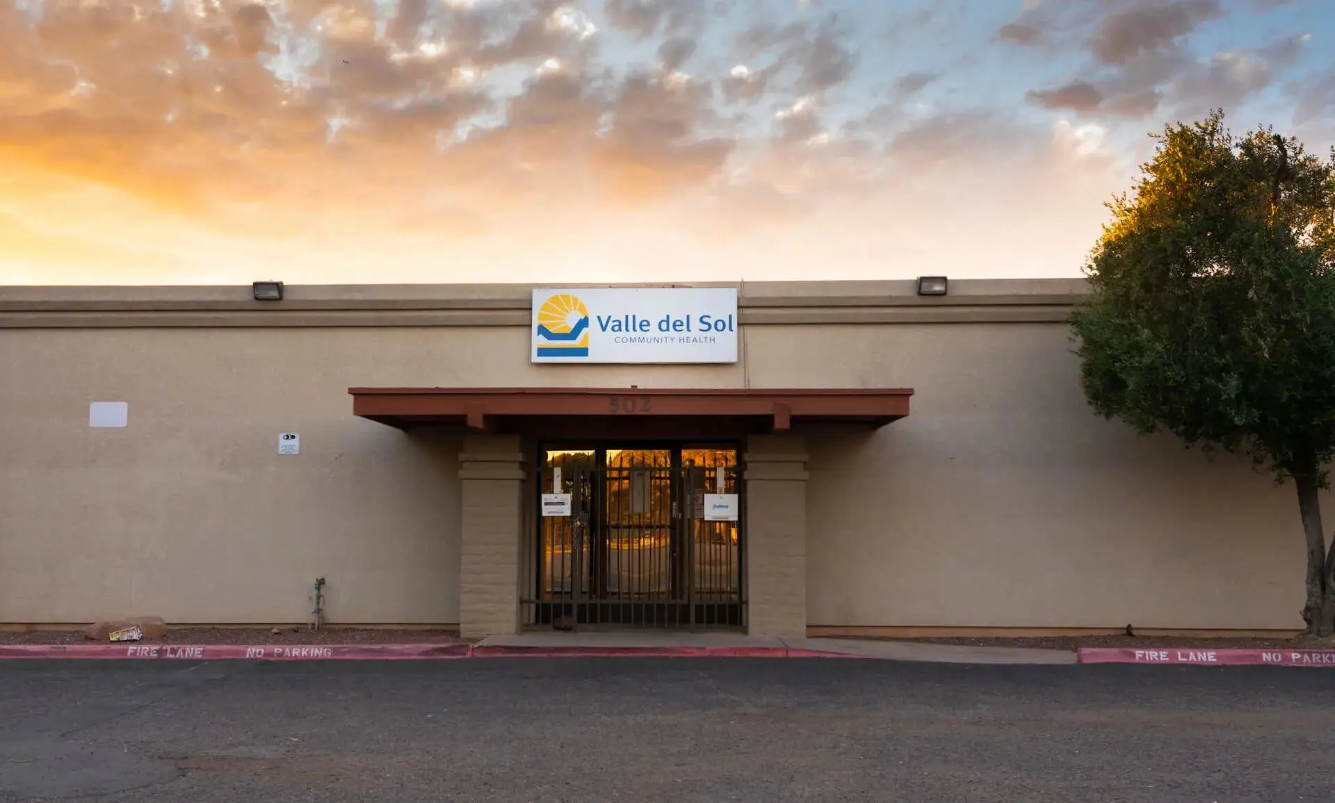 West Phoenix Family Care Clinic Photo